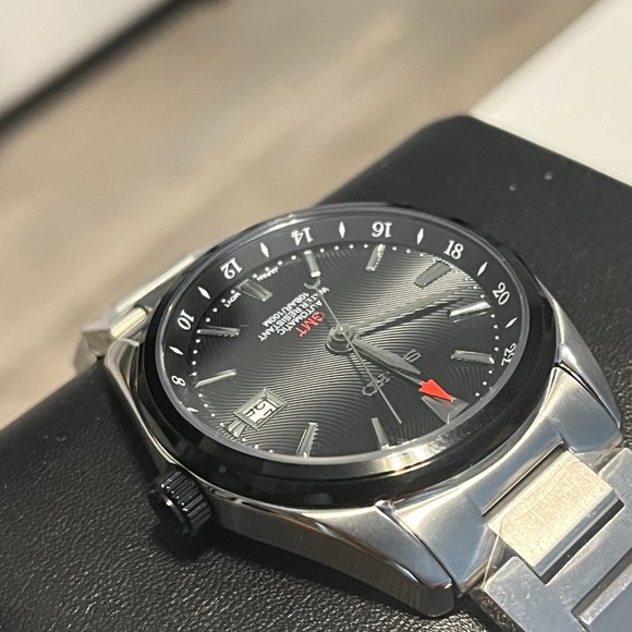 seiko mod black texture dial GMT function automatic watch - Picture 4 of 4